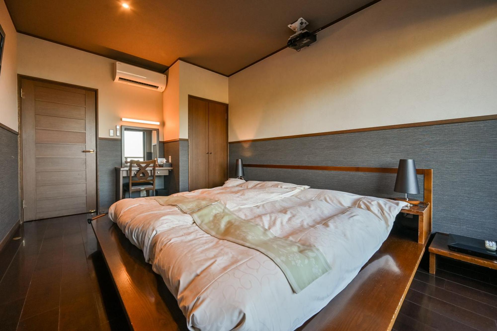 Hotel Kaze No Tani No Iori Gamagōri Zewnętrze zdjęcie